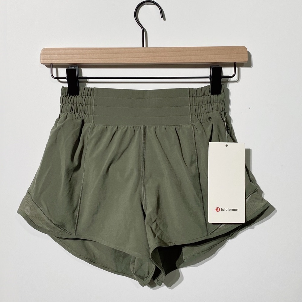 Lululemon Hotty Hot HR Short 2.5” Lined Army Green